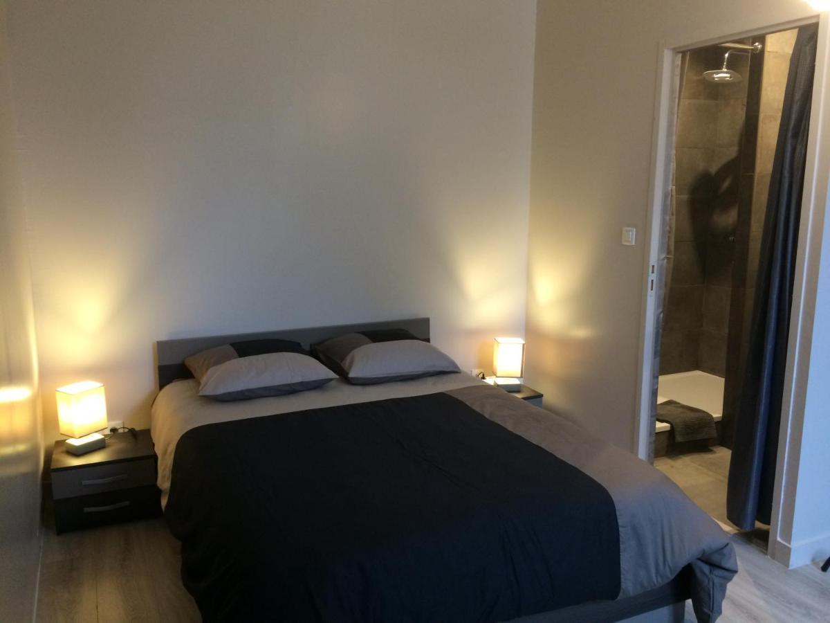Studio Proche Gare Avec Kitchenette Et Wifi - Porte Rouge Thiviers Εξωτερικό φωτογραφία